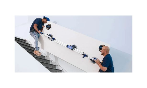 CARRYING SYSTEM WITH 6 SUCTION CUPS